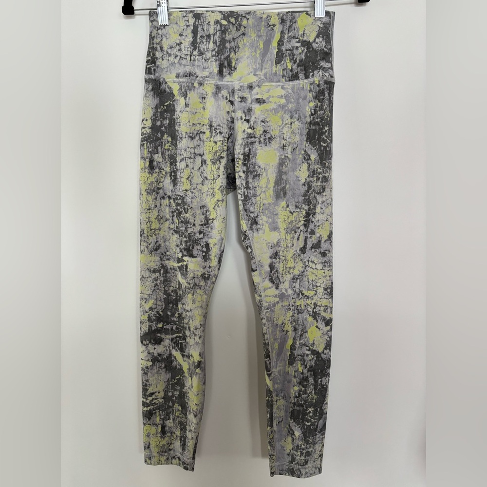Lululemon Wunder Train High Rise Tight Legging 25” Size 8